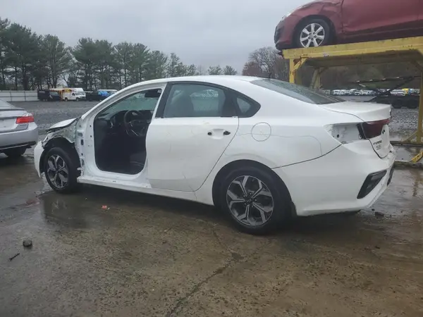 3KPF24AD8LE184404 2020 KIA FORTE - Image 2