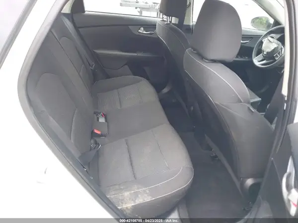 3KPF24AD8LE185214 2020 KIA FORTE - Image 8