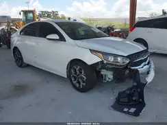 3KPF24AD8LE186587 2020 KIA FORTE