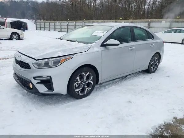3KPF24AD8LE193488 2020 KIA FORTE - Image 2