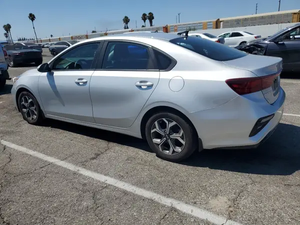 3KPF24AD8LE201847 2020 KIA FORTE - Image 2