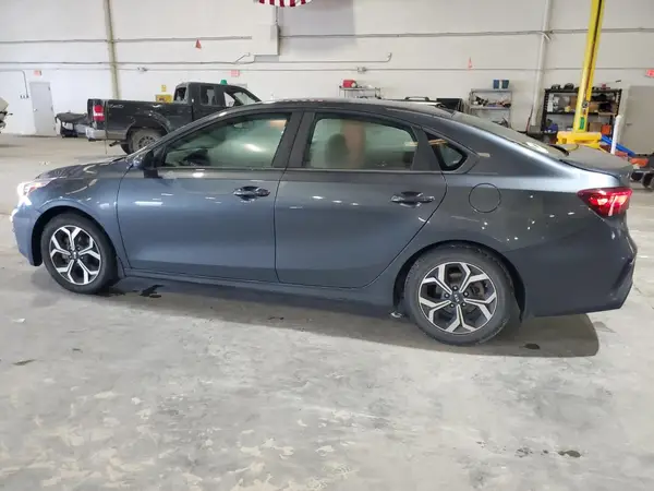 3KPF24AD8LE204604 2020 KIA FORTE - Image 2