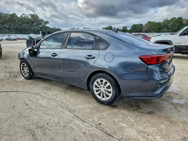 3KPF24AD8LE205106 2020 KIA FORTE - Image 2