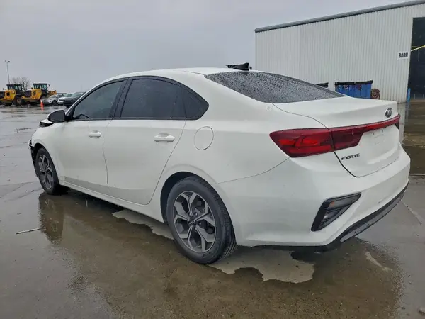 3KPF24AD8LE207552 2020 KIA FORTE - Image 2