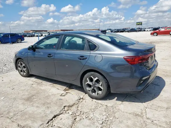 3KPF24AD8LE207700 2020 KIA FORTE - Image 2