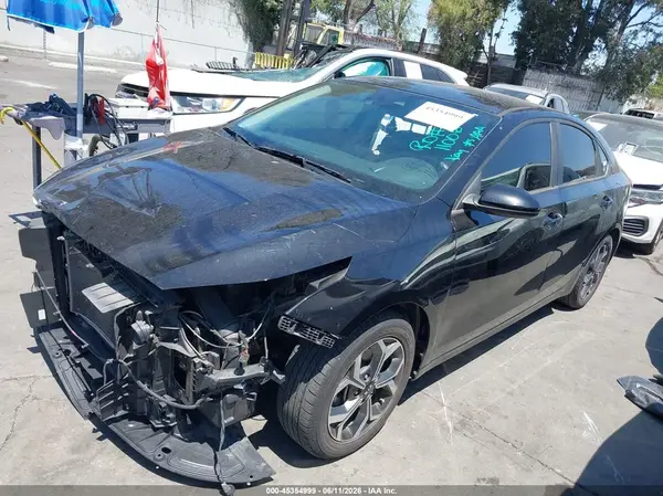 3KPF24AD8LE208782 2020 KIA FORTE - Image 2