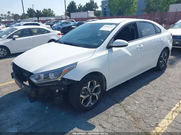 3KPF24AD8LE209074 2020 KIA FORTE - Image 2