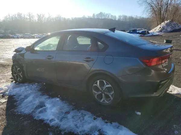 3KPF24AD8LE210015 2020 KIA FORTE - Image 2