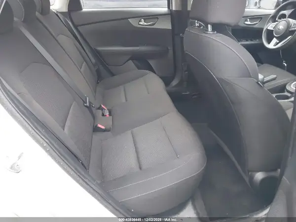 3KPF24AD8LE217837 2020 KIA FORTE - Image 8