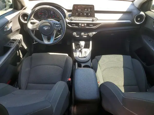3KPF24AD8LE218146 2020 KIA FORTE - Image 8