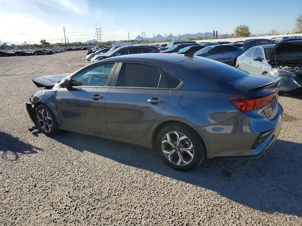 3KPF24AD8LE220351 2020 KIA FORTE - Image 2