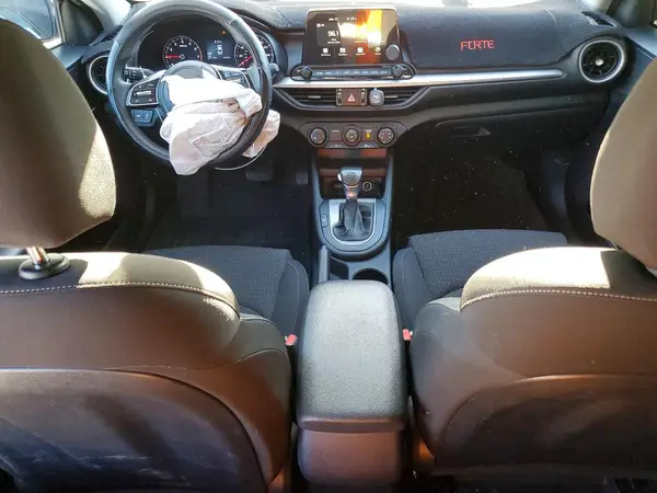 3KPF24AD8LE220351 2020 KIA FORTE - Image 8