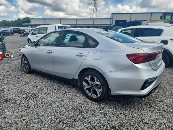 3KPF24AD8LE221452 2020 KIA FORTE - Image 2