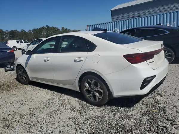 3KPF24AD8LE232323 2020 KIA FORTE - Image 2