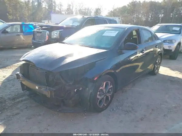 3KPF24AD8LE233309 2020 KIA FORTE - Image 2