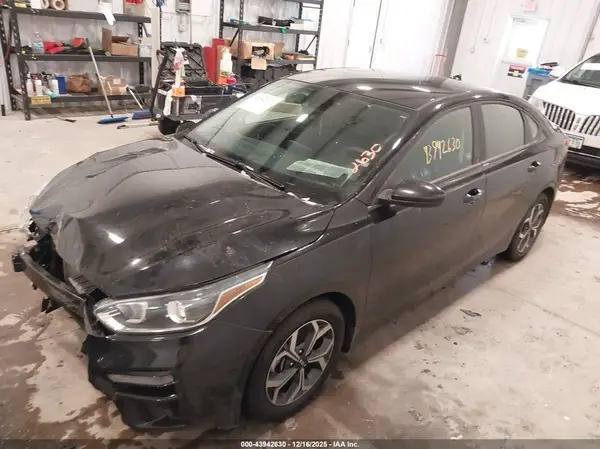 3KPF24AD8LE234816 2020 KIA FORTE - Image 2