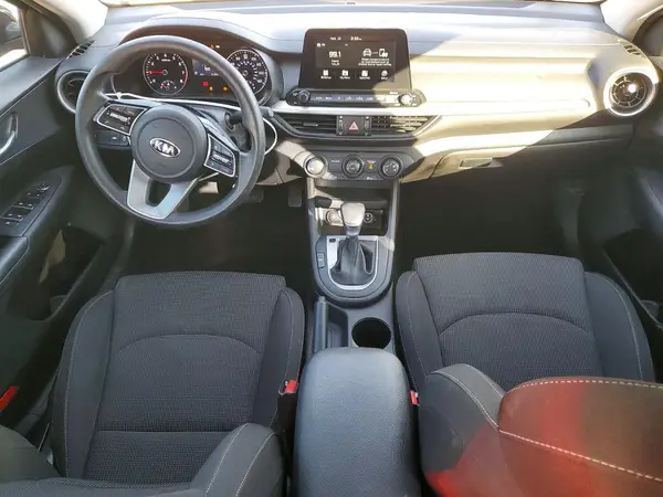 3KPF24AD8LE235352 2020 KIA FORTE - Image 8