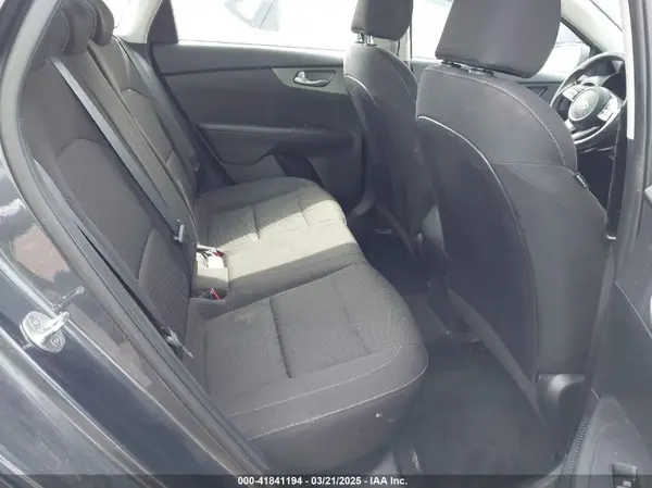 3KPF24AD8LE235951 2020 KIA FORTE - Image 8