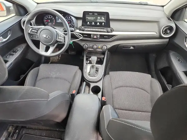 3KPF24AD8LE236095 2020 KIA FORTE - Image 8