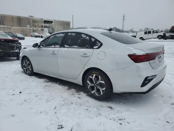 3KPF24AD8LE236405 2020 KIA FORTE - Image 2