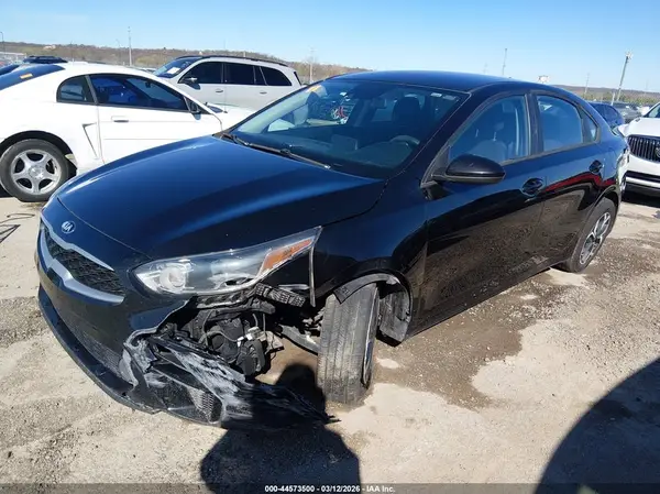 3KPF24AD8LE237697 2020 KIA FORTE - Image 2