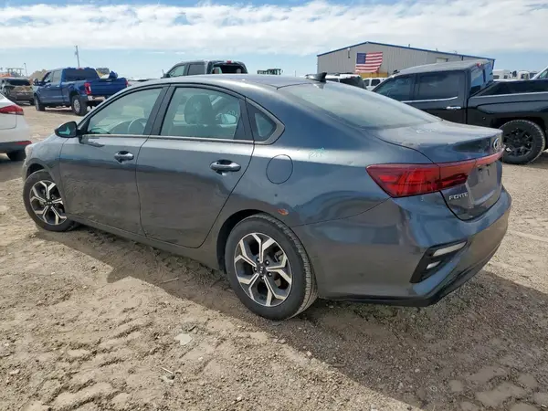 3KPF24AD8LE240826 2020 KIA FORTE - Image 2