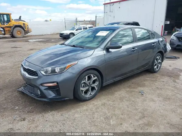 3KPF24AD8LE243029 2020 KIA FORTE - Image 2
