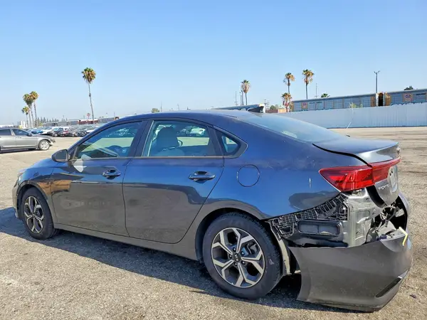 3KPF24AD8LE243242 2020 KIA FORTE - Image 2
