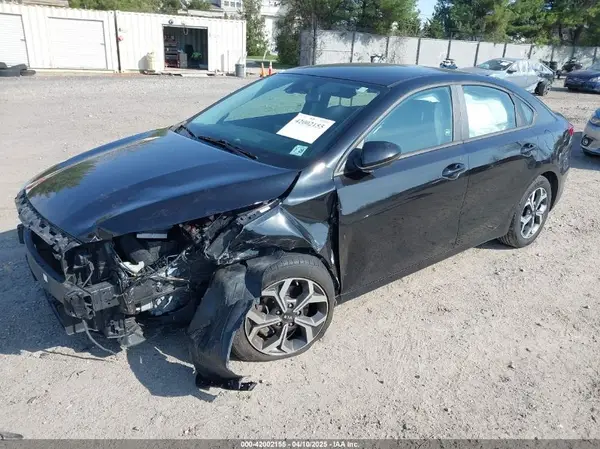 3KPF24AD8LE243998 2020 KIA FORTE - Image 2