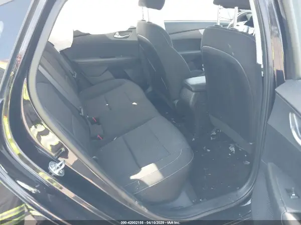 3KPF24AD8LE243998 2020 KIA FORTE - Image 8