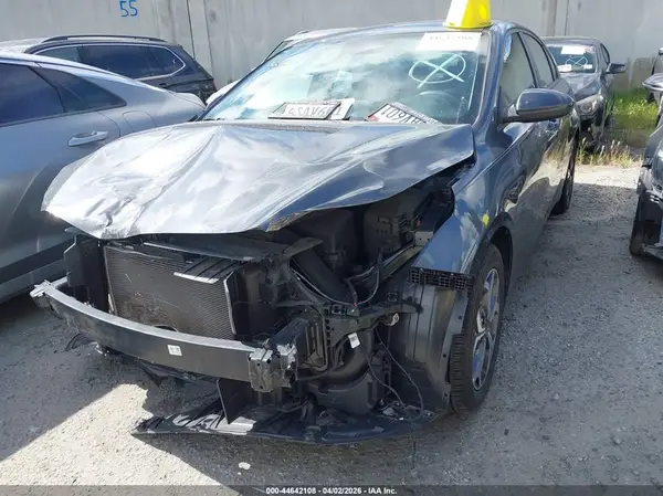 3KPF24AD8LE245640 2020 KIA FORTE - Image 2