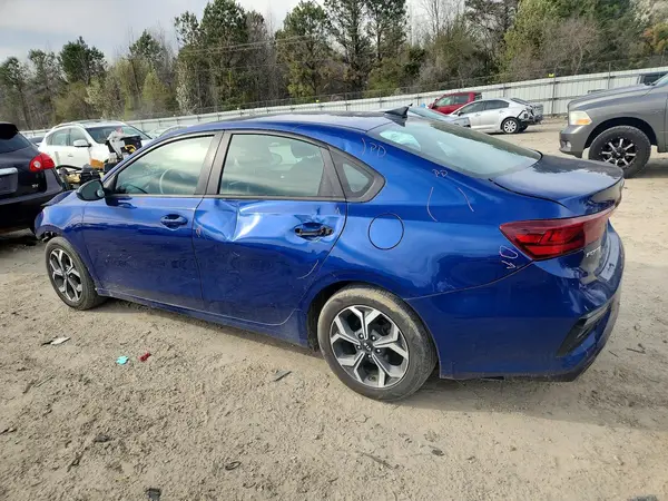 3KPF24AD8LE246139 2020 KIA FORTE - Image 2