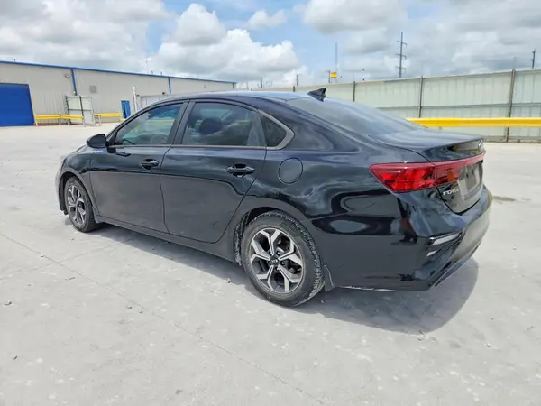 3KPF24AD8LE247016 2020 KIA FORTE - Image 2