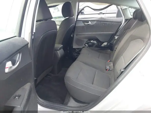 3KPF24AD8LE250854 2020 KIA FORTE - Image 8