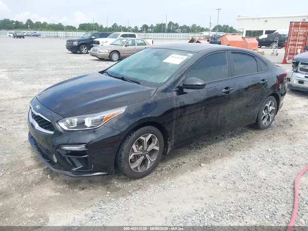 3KPF24AD8LE251390 2020 KIA FORTE - Image 2