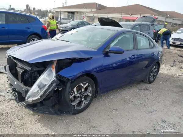 3KPF24AD8LE255326 2020 KIA FORTE - Image 2
