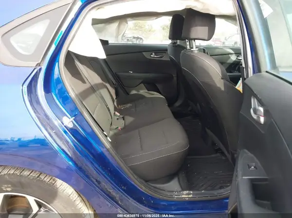 3KPF24AD8LE255326 2020 KIA FORTE - Image 8
