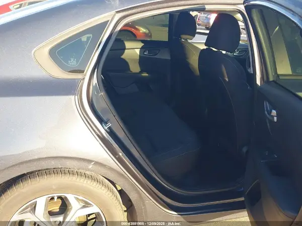 3KPF24AD8LE258985 2020 KIA FORTE - Image 8