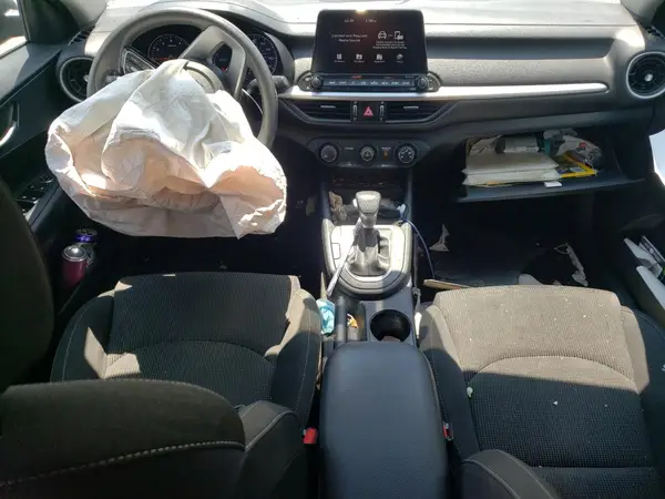 3KPF24AD8ME262858 2021 KIA FORTE - Image 8