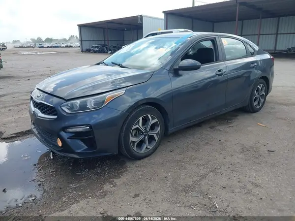 3KPF24AD8ME264187 2021 KIA FORTE - Image 2