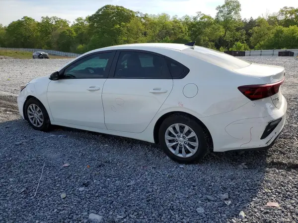 3KPF24AD8ME265517 2021 KIA FORTE - Image 2