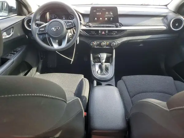 3KPF24AD8ME265517 2021 KIA FORTE - Image 8