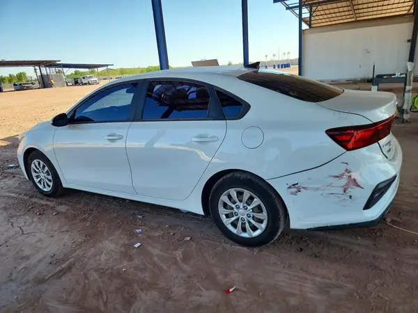 3KPF24AD8ME265646 2021 KIA FORTE - Image 2