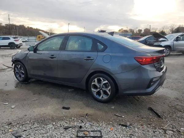 3KPF24AD8ME267056 2021 KIA FORTE - Image 2