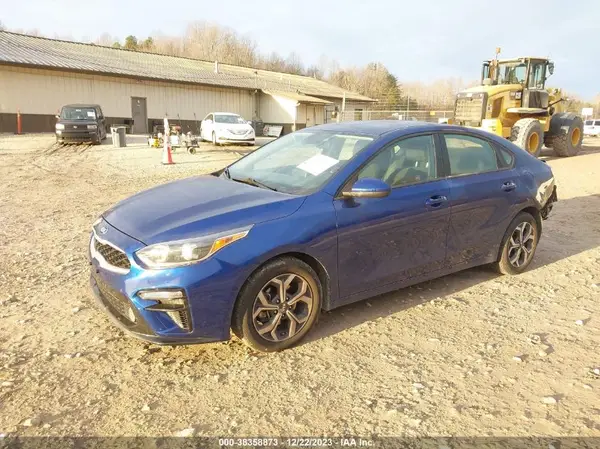 3KPF24AD8ME267493 2021 KIA FORTE - Image 2