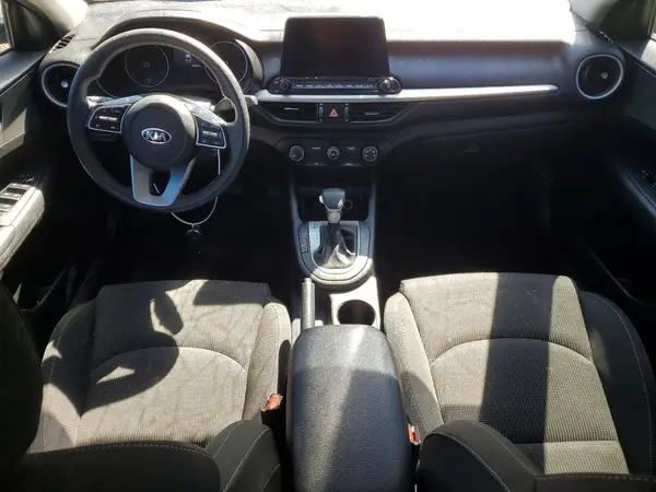 3KPF24AD8ME268577 2021 KIA FORTE - Image 8