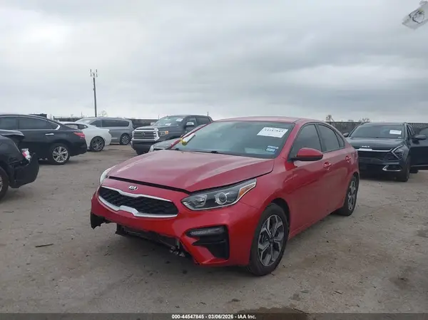 3KPF24AD8ME269891 2021 KIA FORTE - Image 2