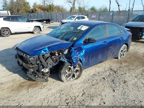 3KPF24AD8ME272211 2021 KIA FORTE - Image 2