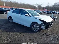 3KPF24AD8ME273858 2021 KIA FORTE