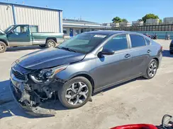 3KPF24AD8ME277070 2021 KIA FORTE